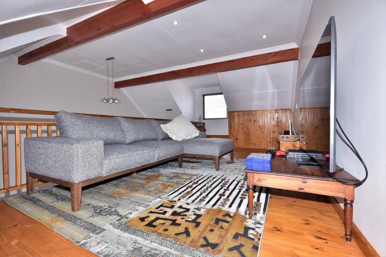 Cyprus Manor 12 Apartment Mossel Bay Luaran gambar